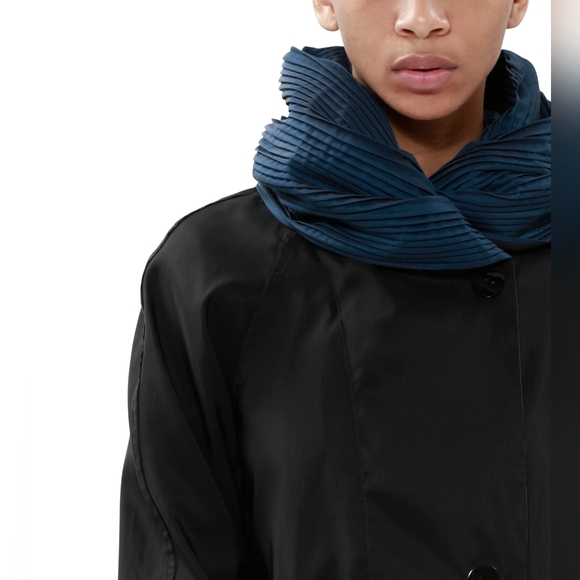 Mycra Pac - Donatella (Mini) reversible rain jacket - Read for sizing - Picture 6 of 13